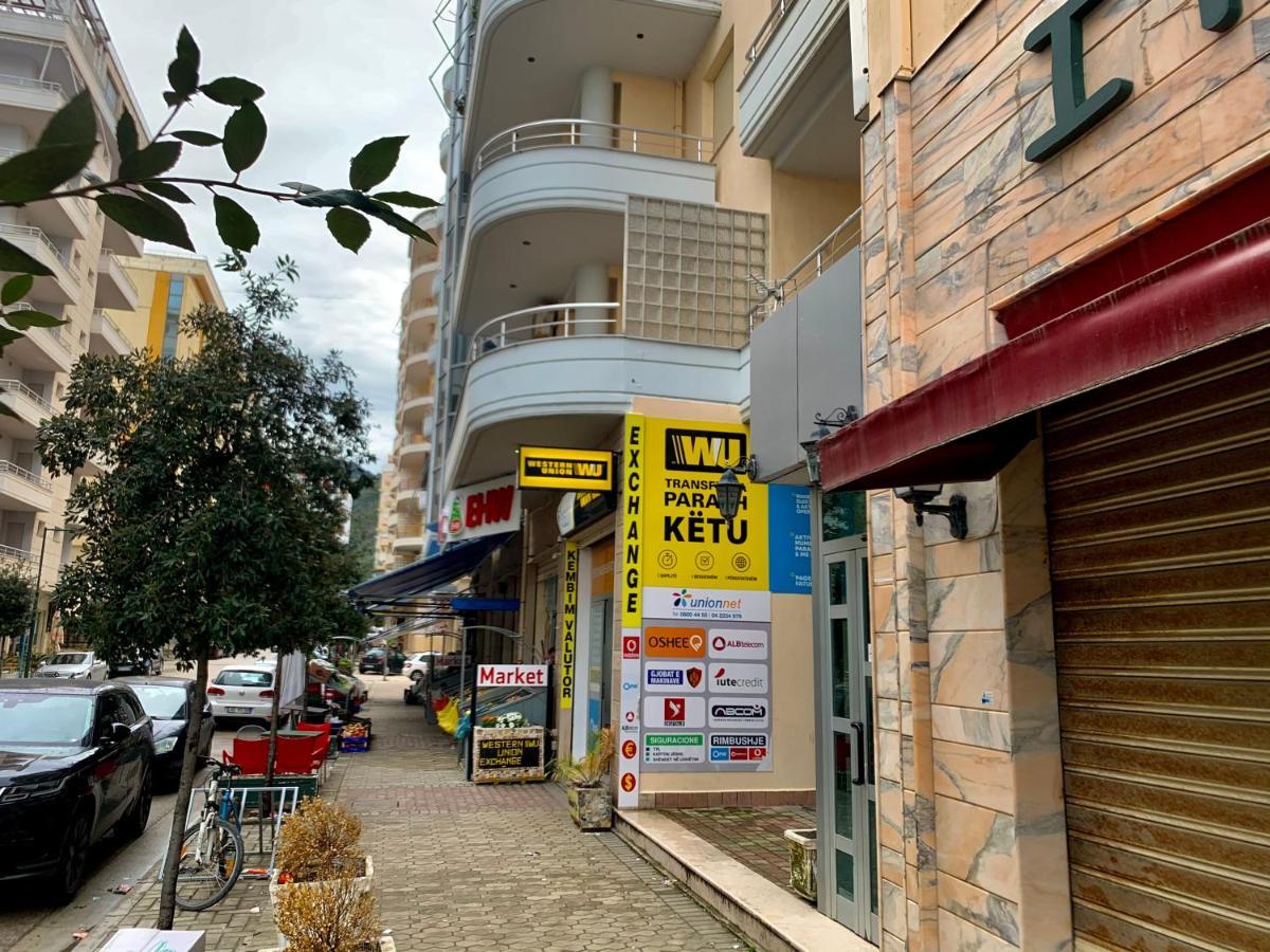 Tony Apartment Вльора Екстер'єр фото